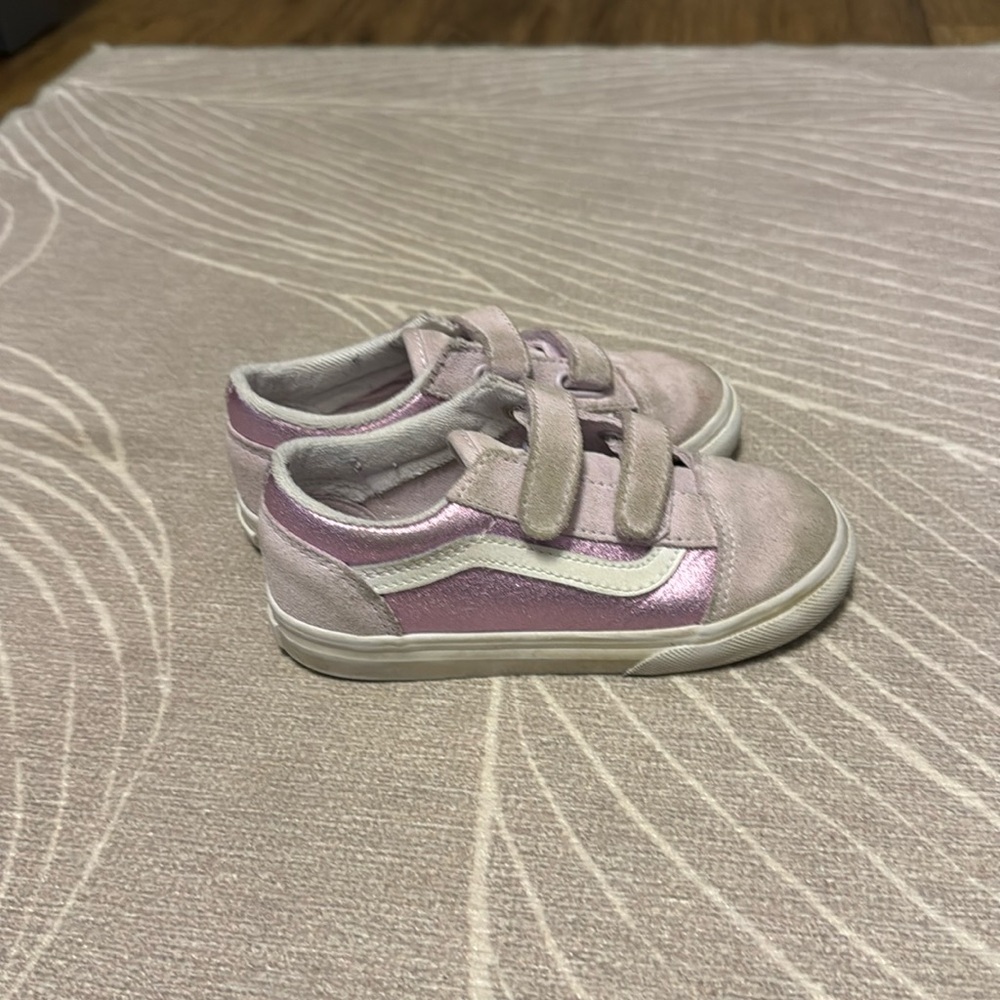 Girls Vans
